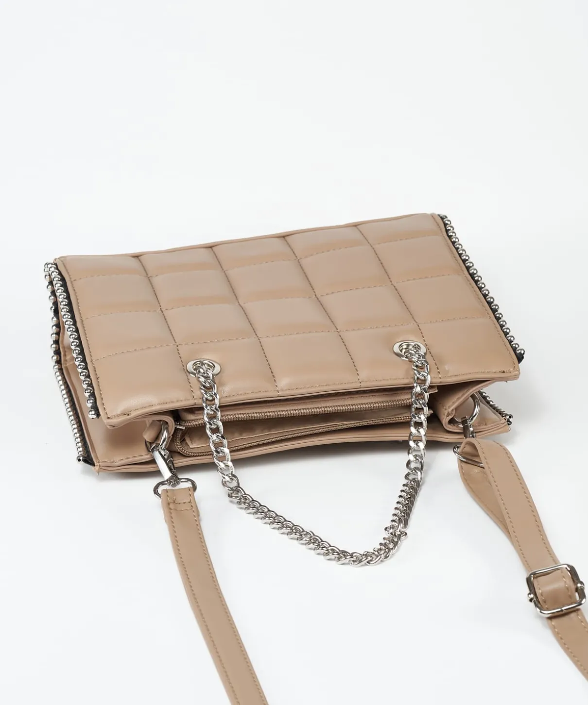 Bolso Acolchado Tachas Efecto