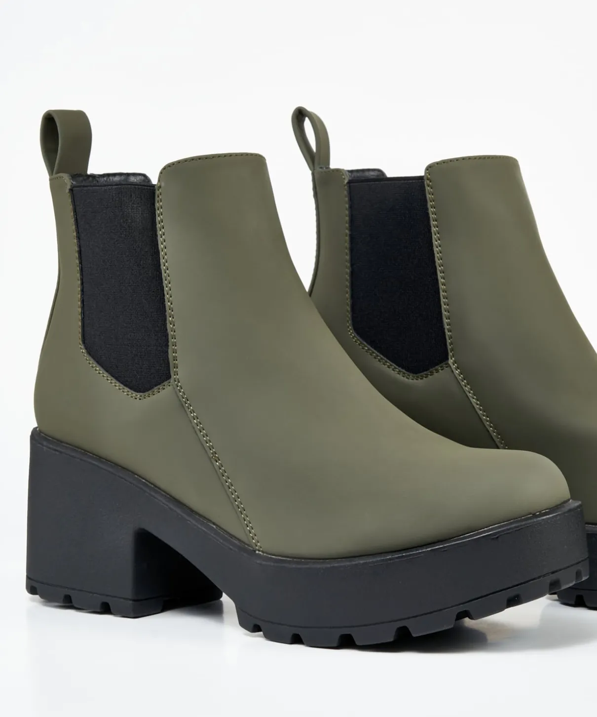 Botin Chelsea Suela Track Efecto