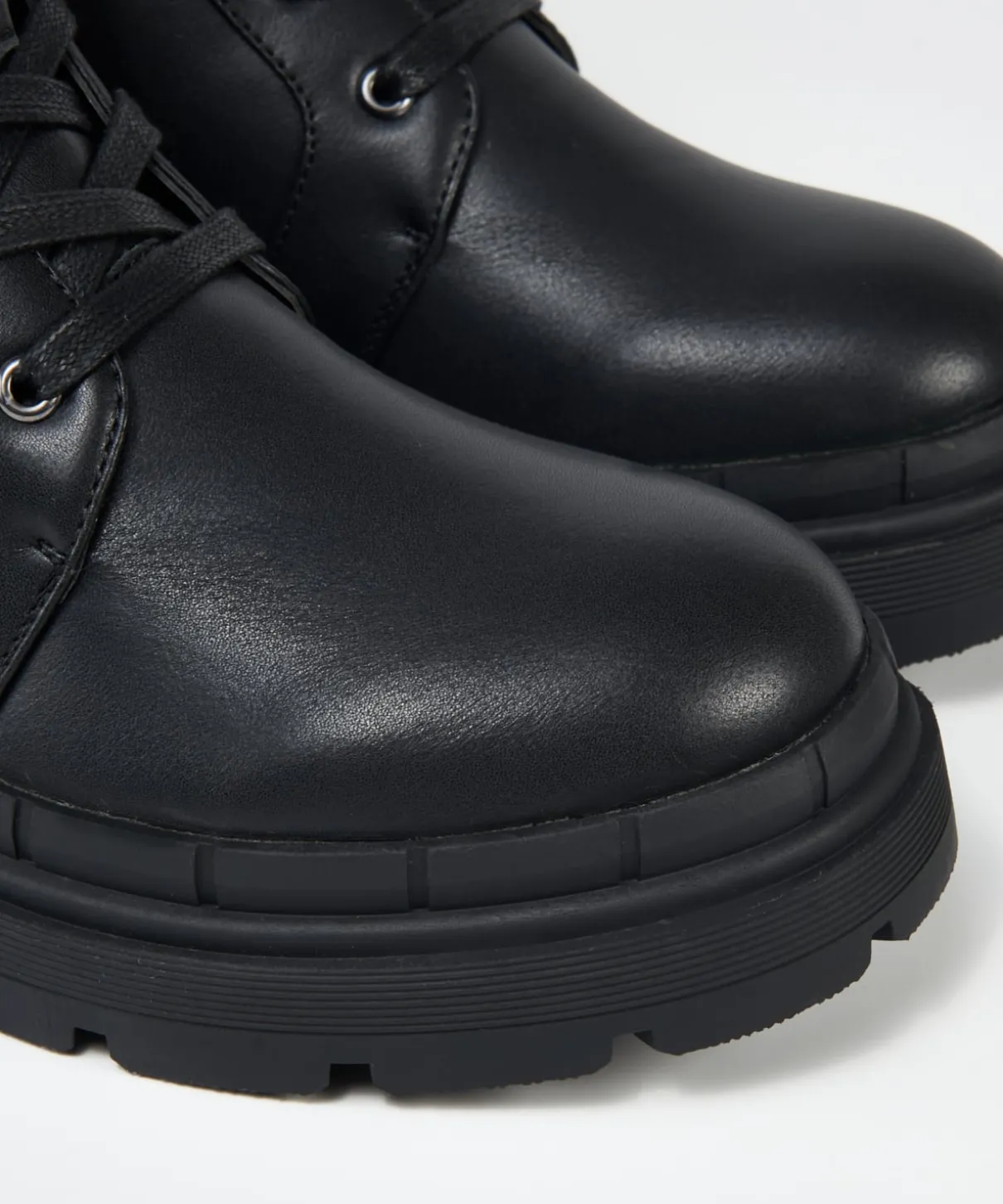 Botin Cordon Y Hebilla Efecto
