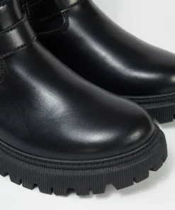 Botin Detalle Hebilla Efecto