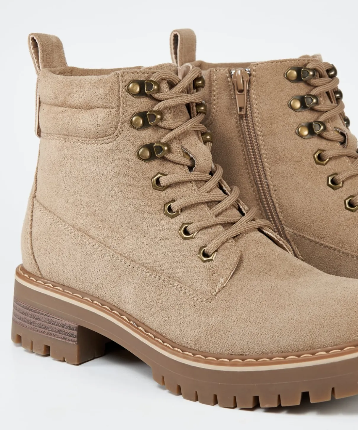 Botin Tipo Trekking Efecto